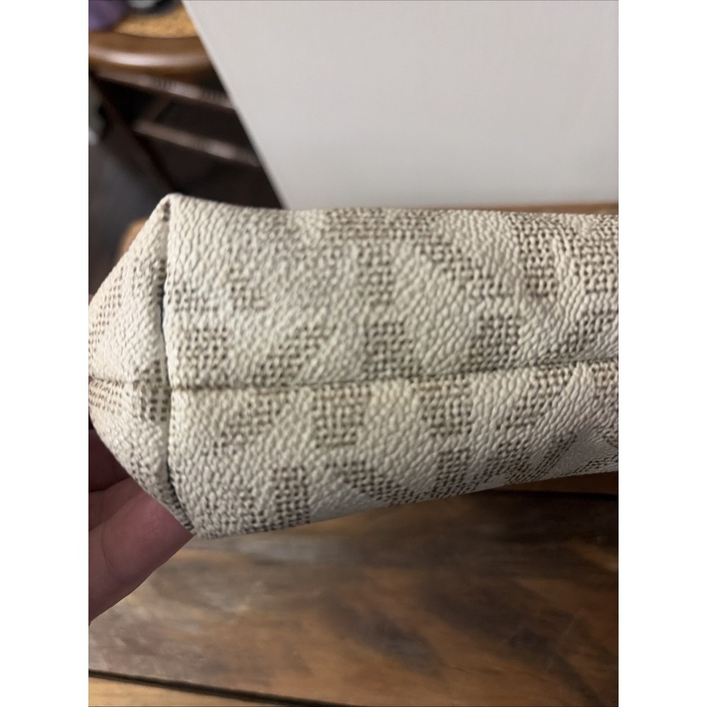 Michael Kors Brown & Tan Logo Wristlet Clutch Purse - Picture 4 of 7
